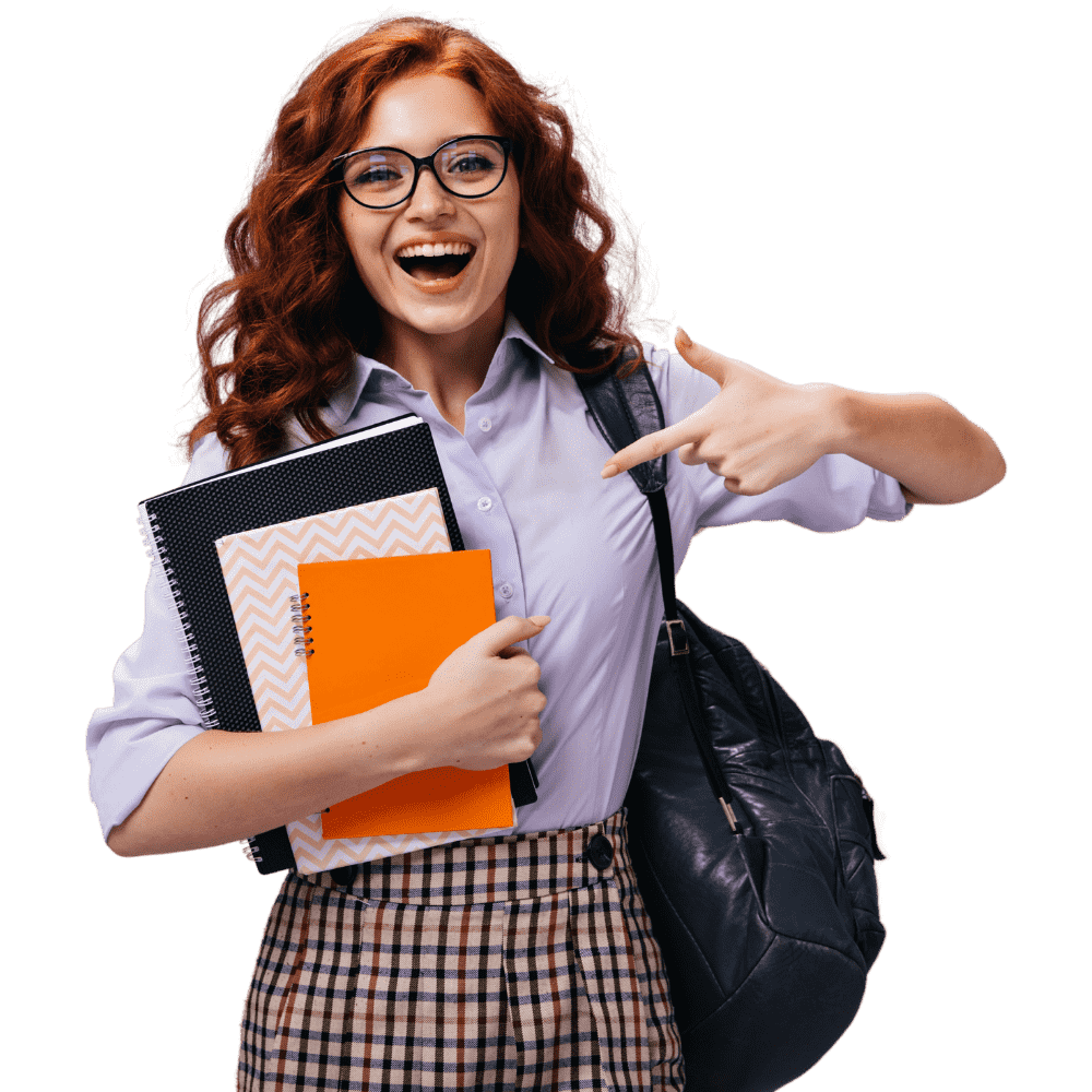 Professora usando a plataforma Cyano Edu para planejar aulas